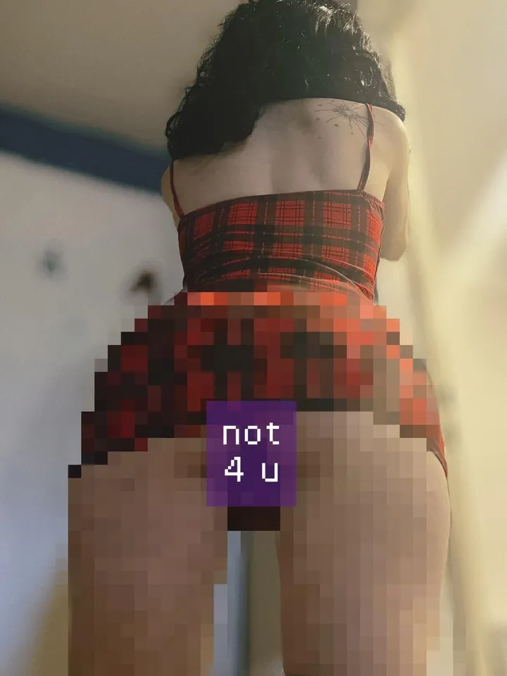 pixels only for desperate denied gooners like you