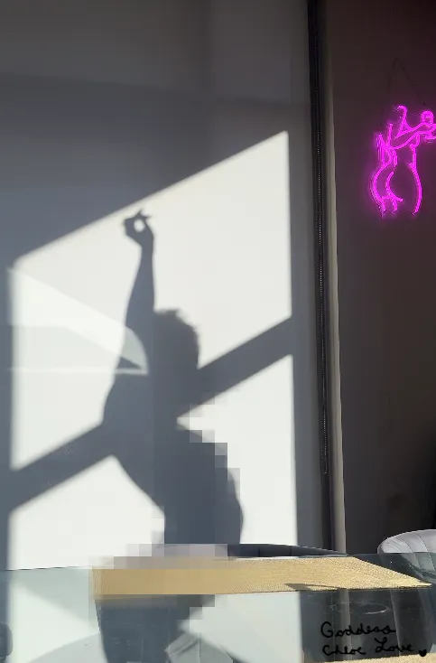 Even my shadow is censored for you beta 🚫 (image 2 of 4)