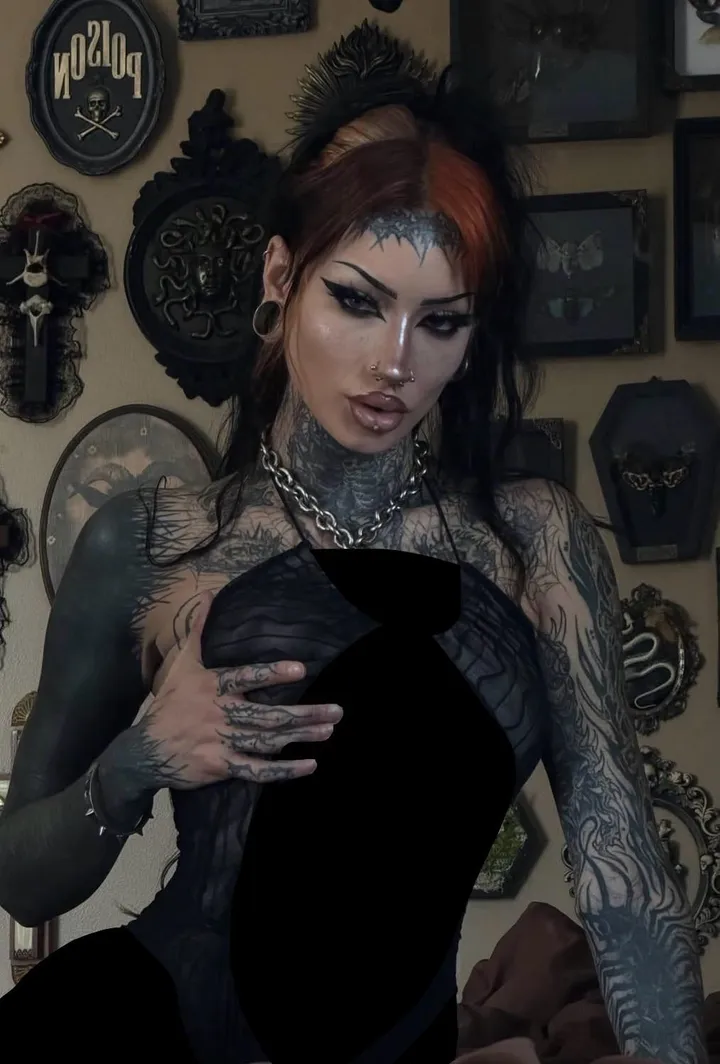 Nothing but regular porn here now (image 1 of 20)