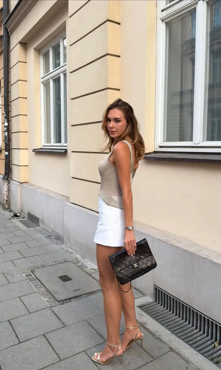 Girl (image 1 of 5)