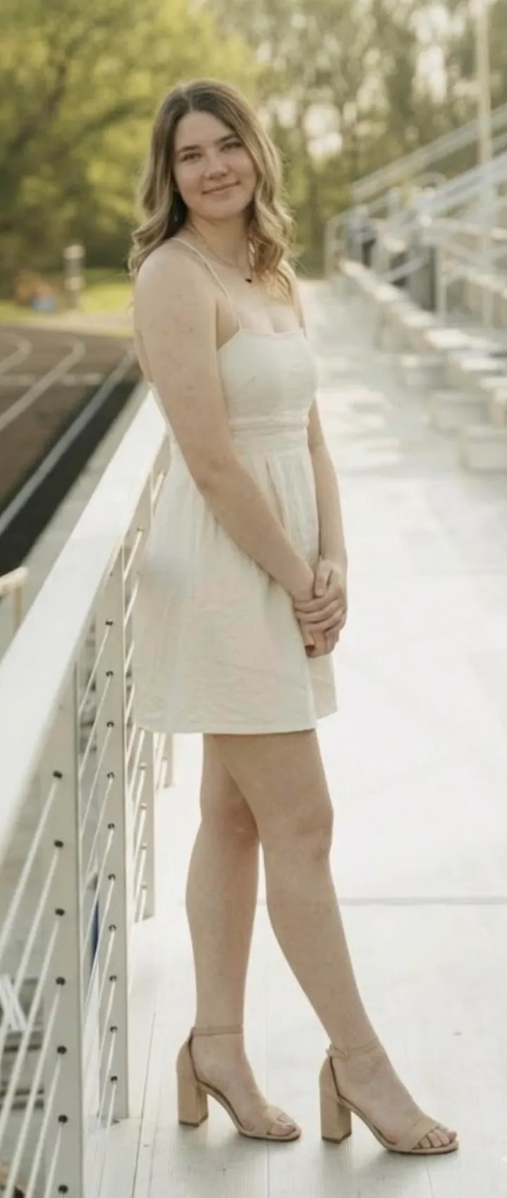 Kaylee (image 4 of 4)