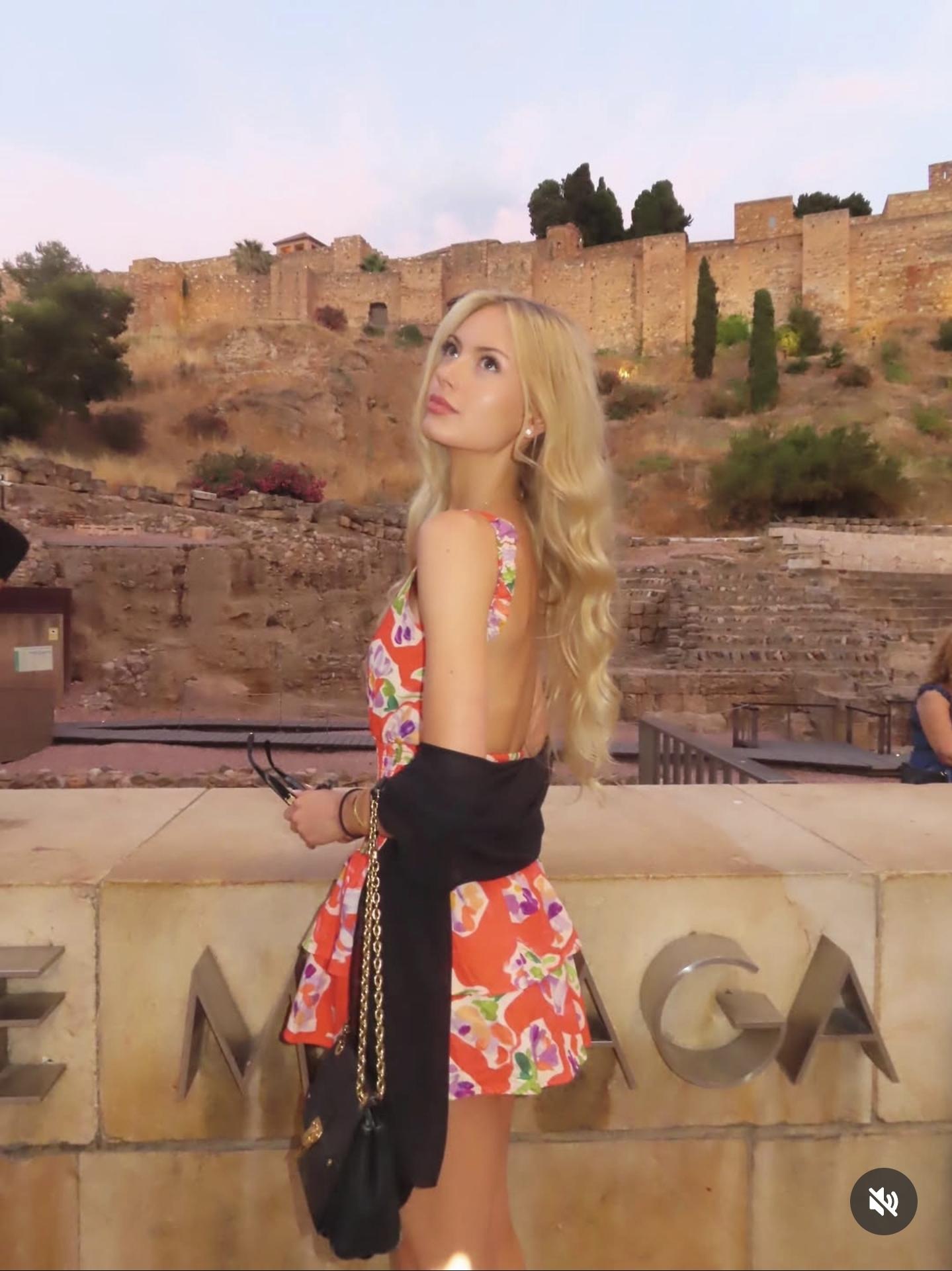 Blonde (image 3 of 5)