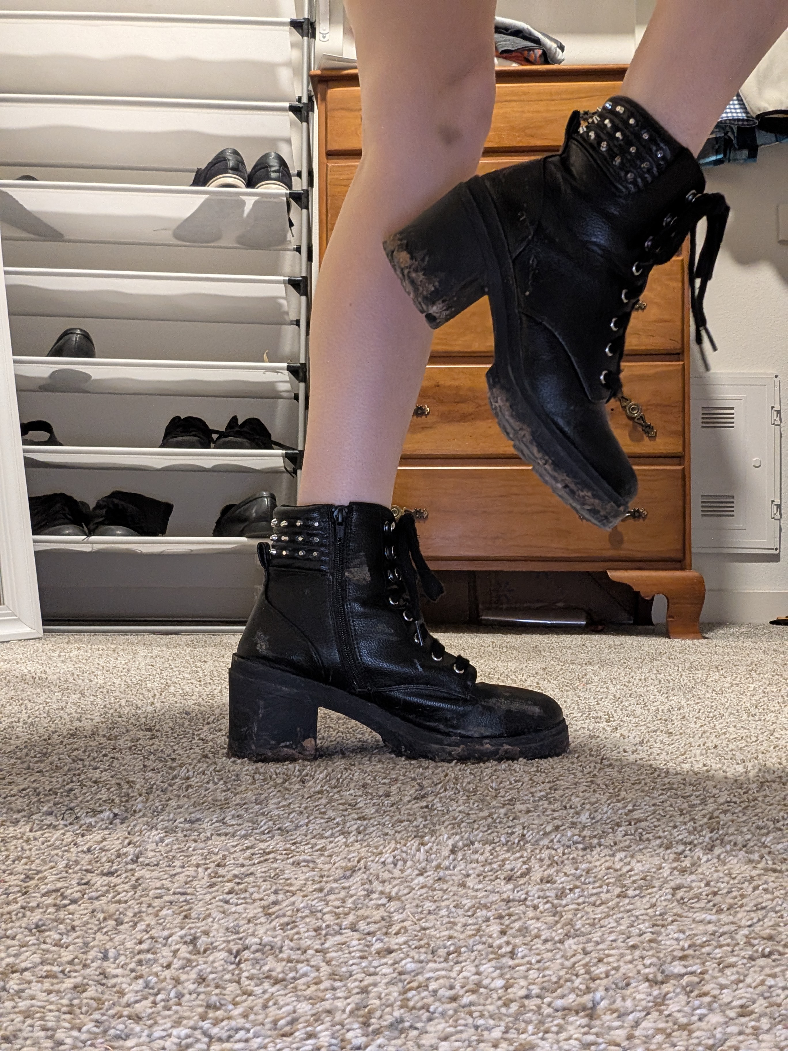 They're dirty. You know the drill. (image 2 of 3)