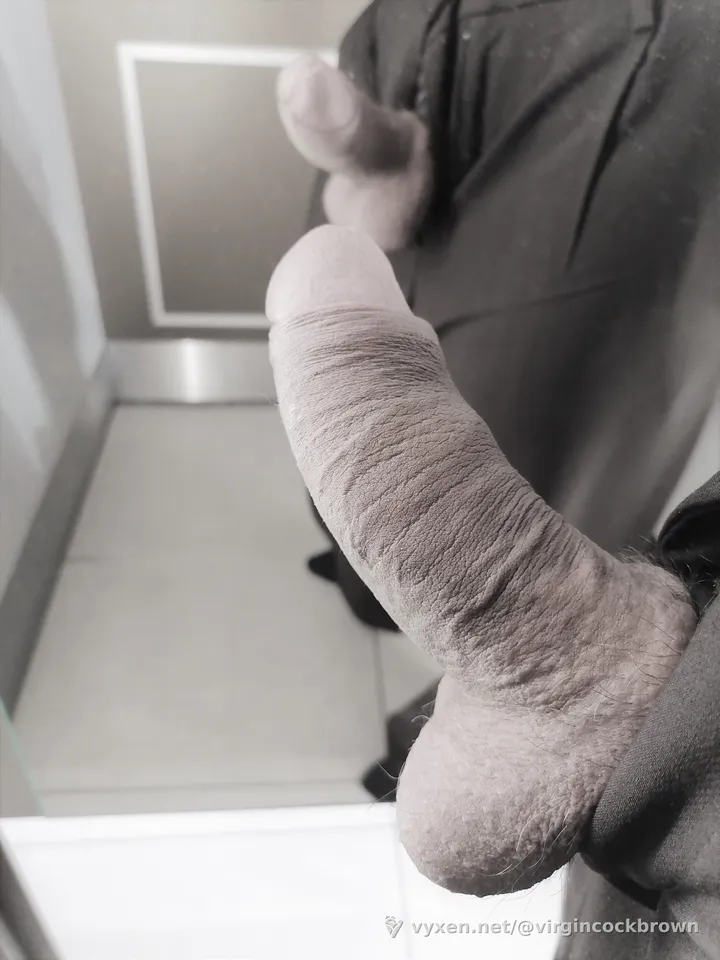 It’s so arousing to take it out and start masturbating in a public place...😳 Write to me what you’d do to me in this chan... (image 2 of 2)
